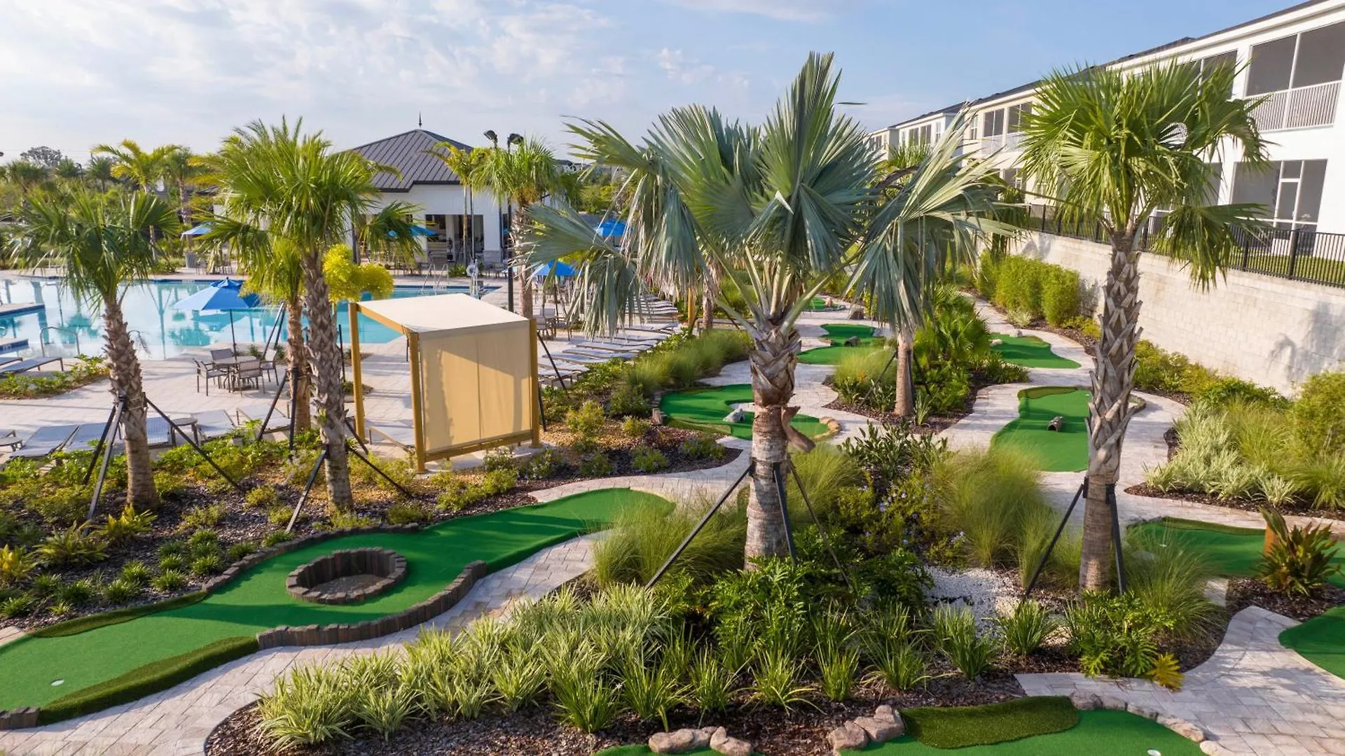 Champions Gates Condos By Une Davenport Apartment