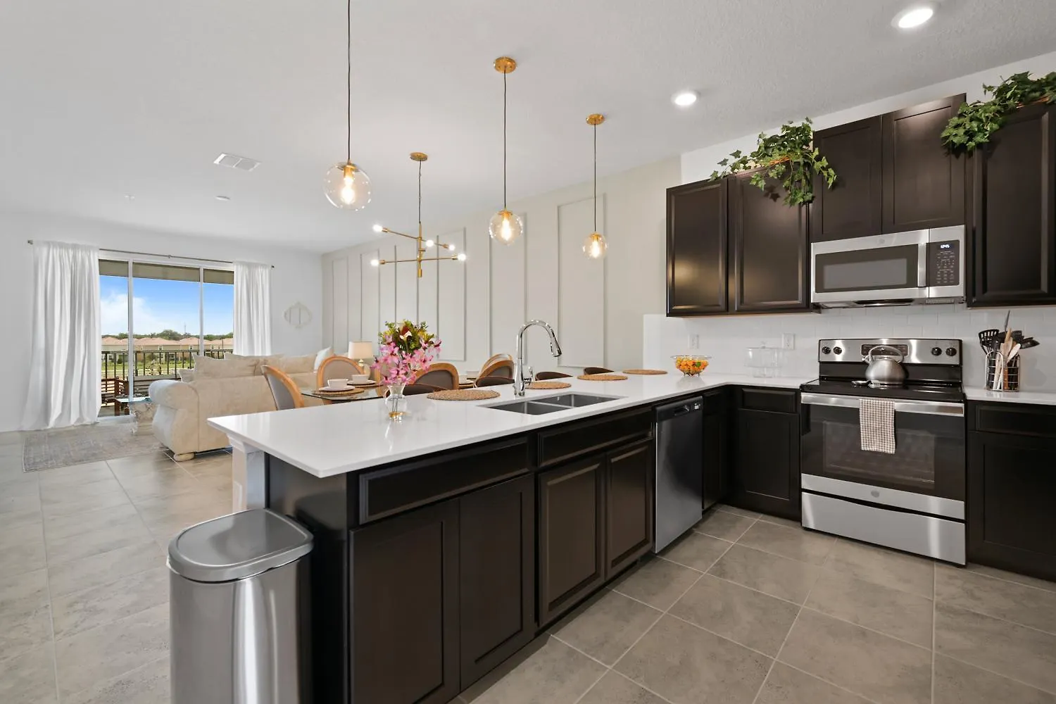 Champions Gates Condos By Une Davenport