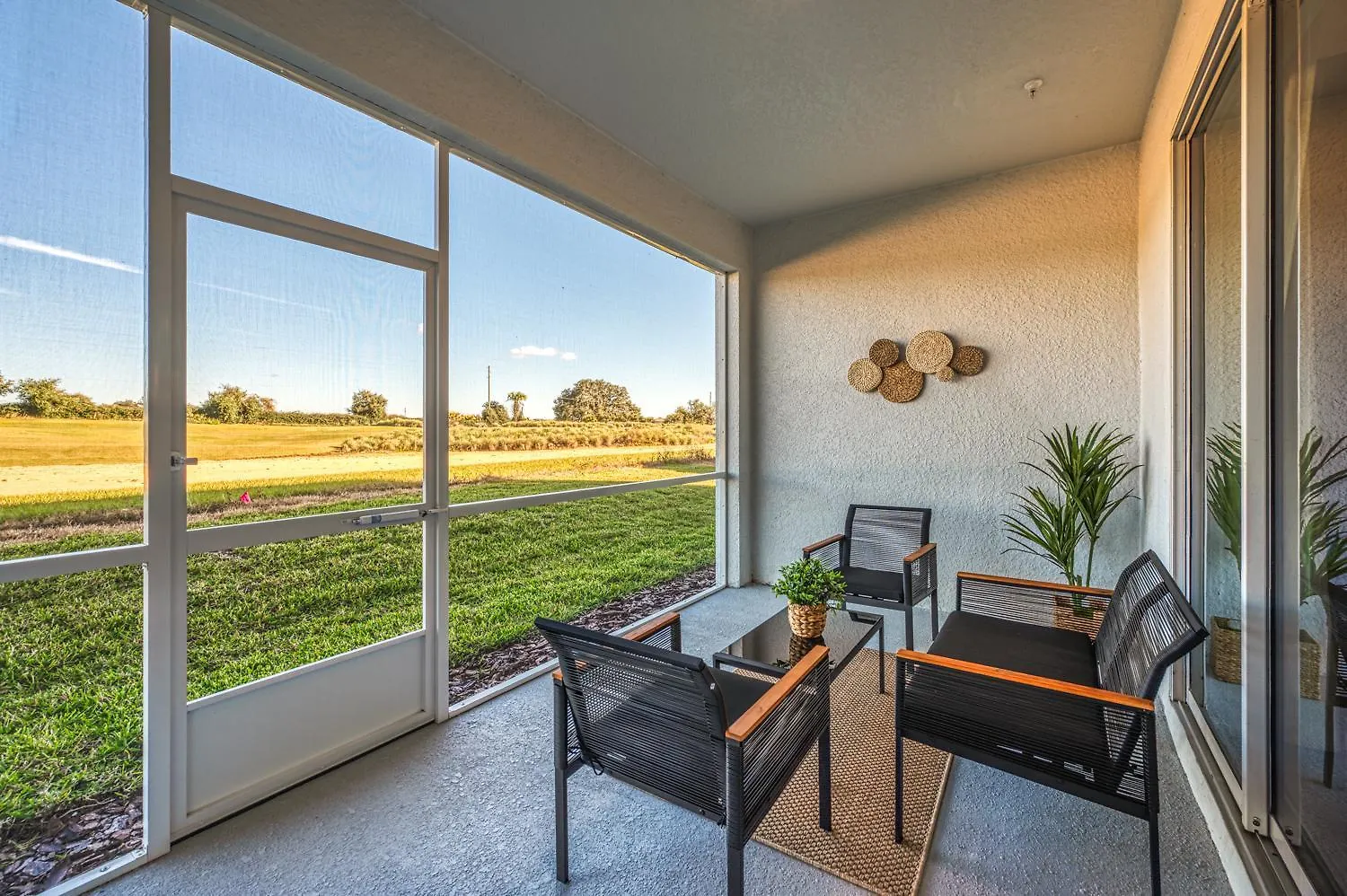 Champions Gates Condos By Une Davenport Apartment